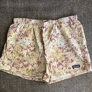 Patagonia women’s baggies